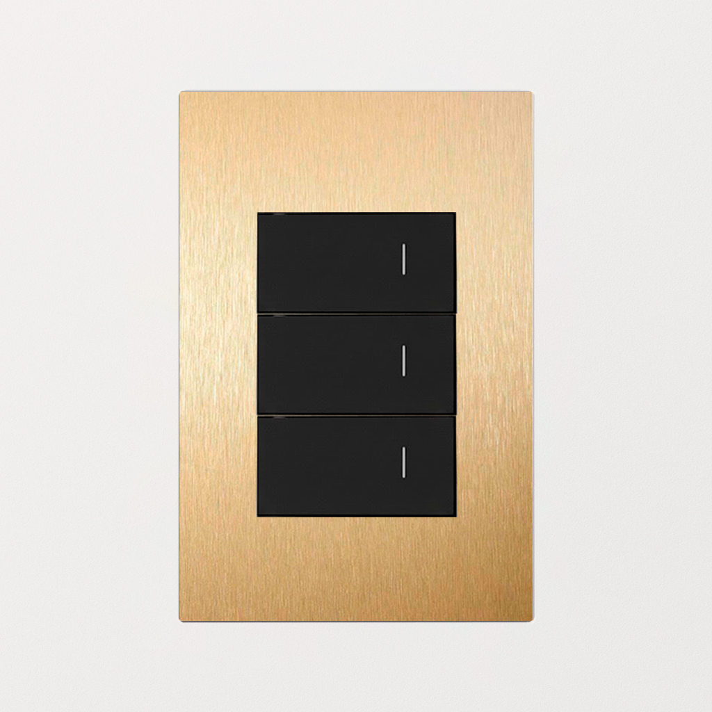 Interruptor Latão 4×2 (3 Módulos)